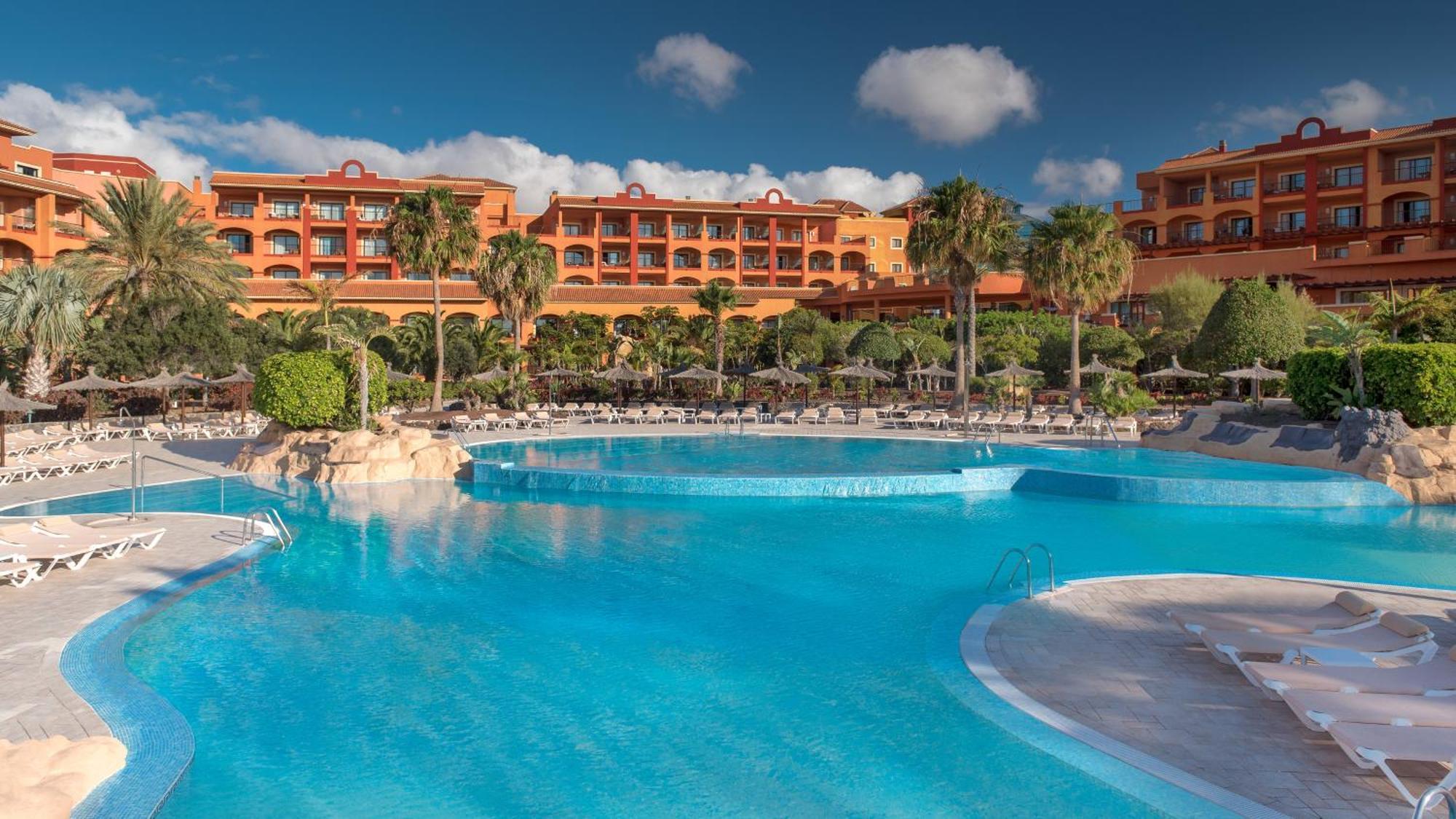 Sheraton Fuerteventura Golf & Spa Resort Калета-де-Фусте Экстерьер фото