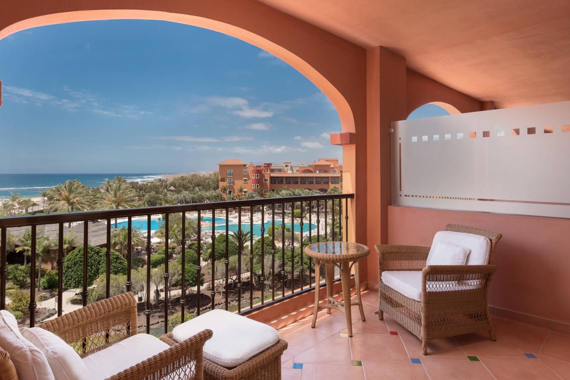 Sheraton Fuerteventura Golf & Spa Resort Калета-де-Фусте Экстерьер фото