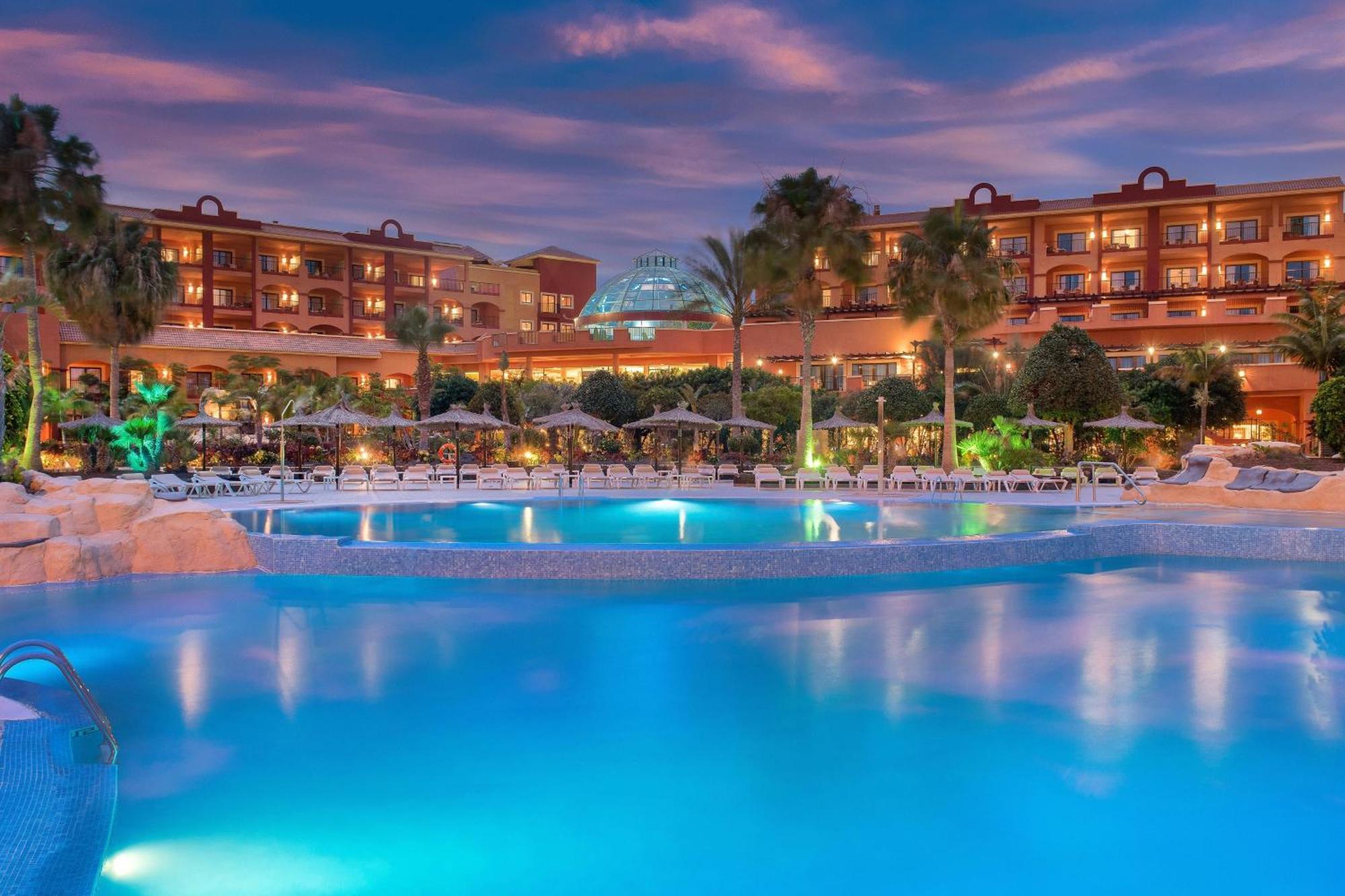 Sheraton Fuerteventura Golf & Spa Resort Калета-де-Фусте Экстерьер фото